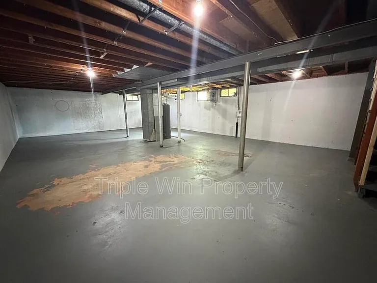 7250 Howdershell Rd — Photo 22