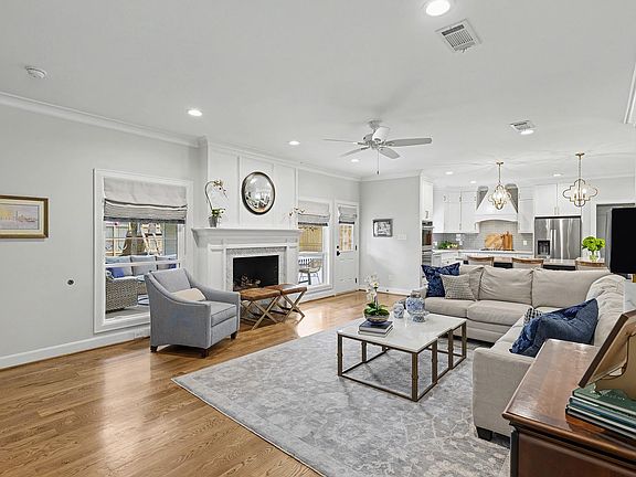 5th image of 13907 Woodthorpe Ln