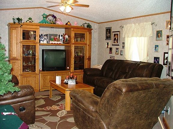 2nd image of 1600 11th St Lot 2