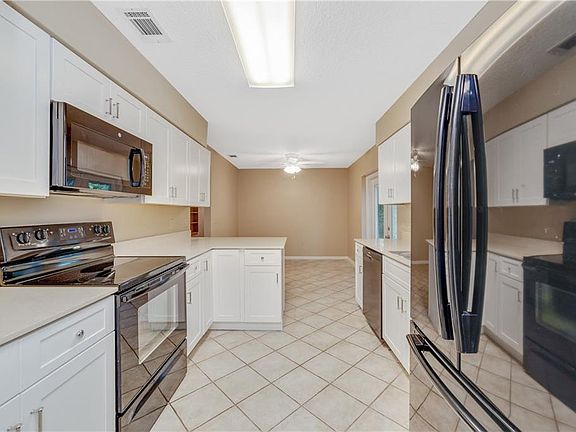 5th image of 30812 Baltusrol St