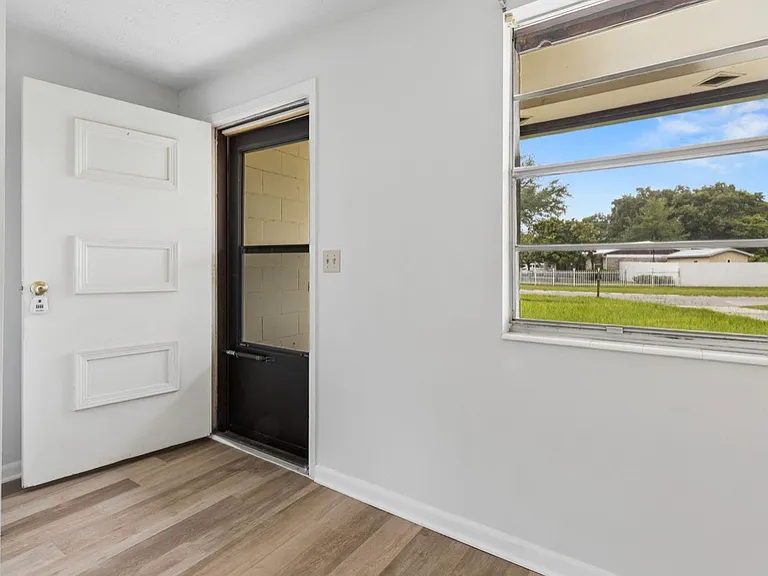 8428 Red Holly Ln — Photo 2