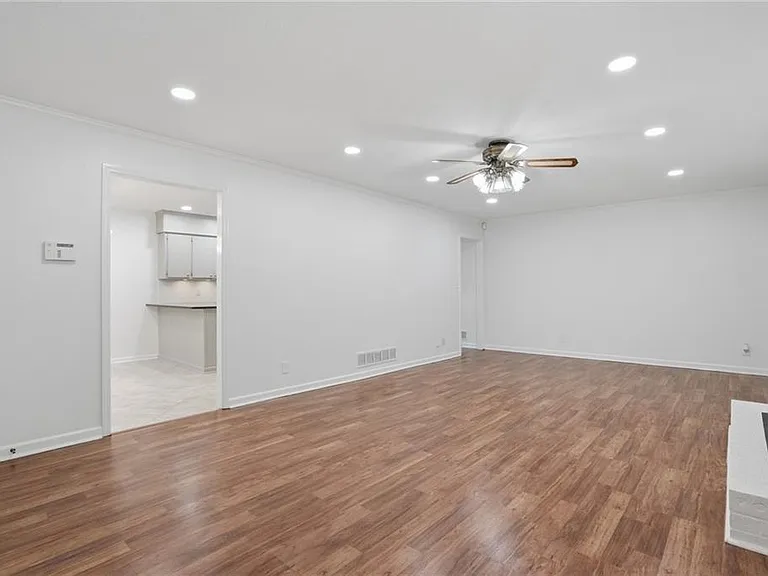 128 McNeal Rd — Photo 10
