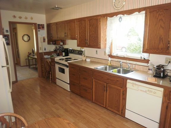 3rd image of 1307 15th Ave S