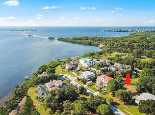 1720 Grand Central Dr, Tarpon Springs, FL 34689