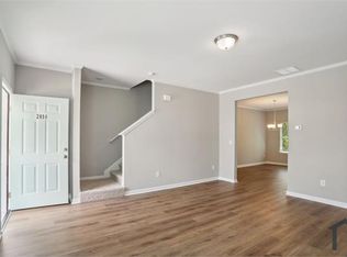 2806 Laurel Ridge Cir, East Point, GA 30344