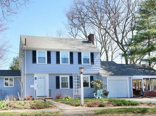 138 Elmwood Rd, Needham, MA 02492