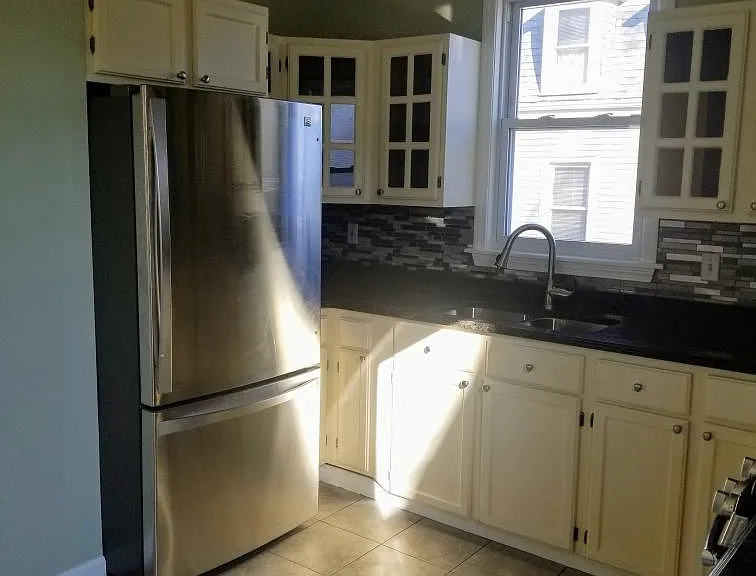 60 Ridge St #2 — Photo 2