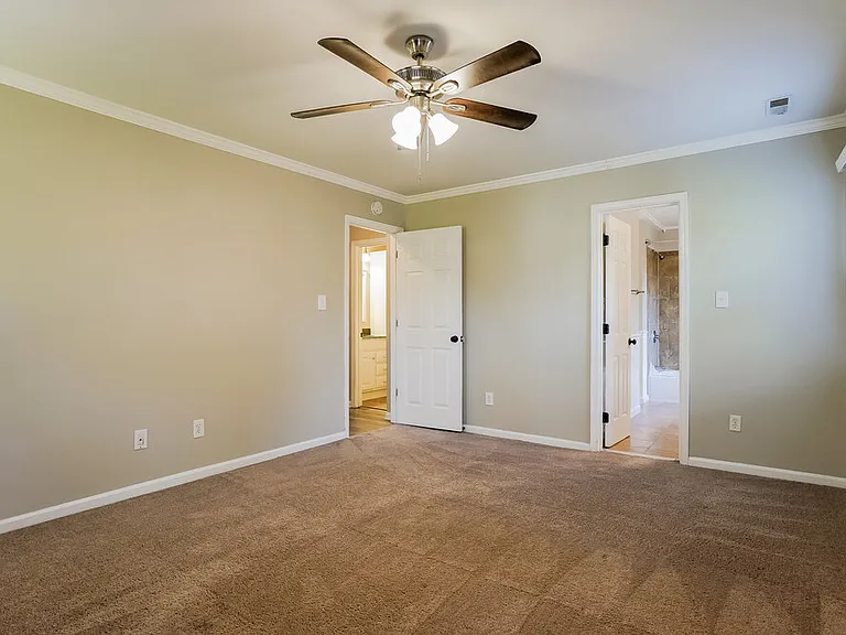 1608 Maybrook Dr — Photo 11