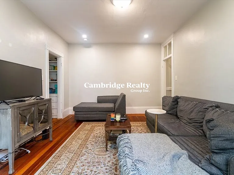 862 Huntington Ave #2T — Photo 11