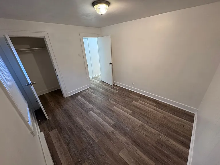 2918 Walnut St — Photo 19