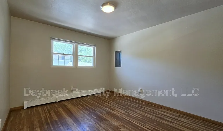 2814 8th St N #3 — Photo 6