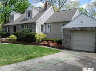 20207 104th Ave, Jamaica, NY 11412