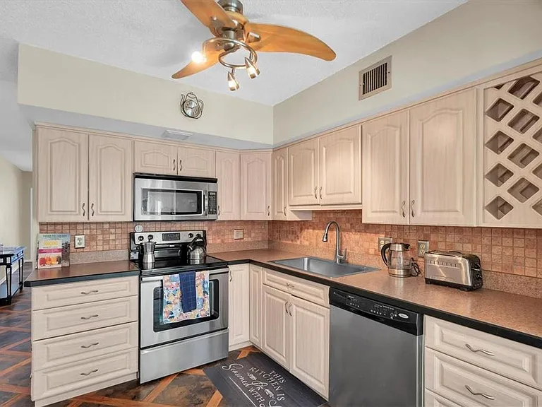2469 Franciscan Dr #53 — Photo 9