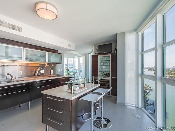 5th image of 6000 Indian Creek Dr #21C