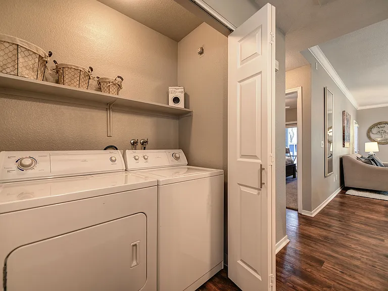 Large Capacity Washer and Dryer