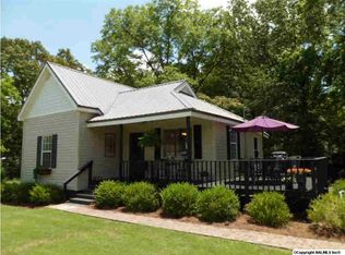 5 Lakefront Ave, Gadsden, AL 35904