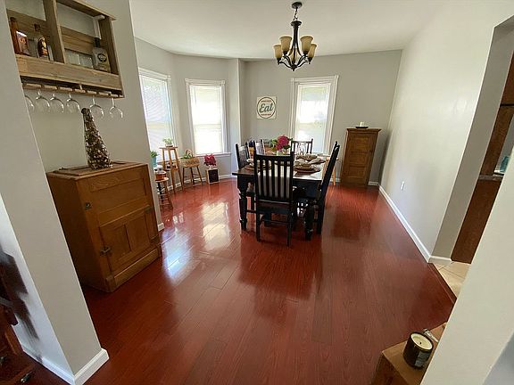 Spacious dining room