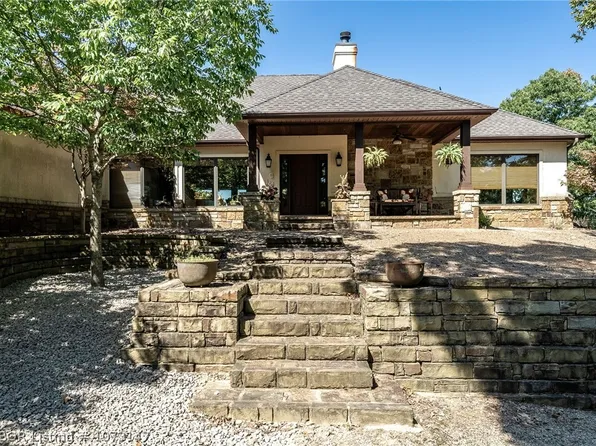 16207 Moore Ln, Mountainburg, AR 72946