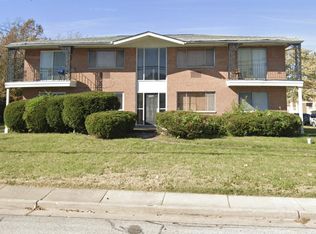 2225 Lackland Rd, Saint Louis, MO 63114