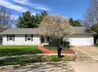 2302 Sumac Ct N, Champaign, IL 61821