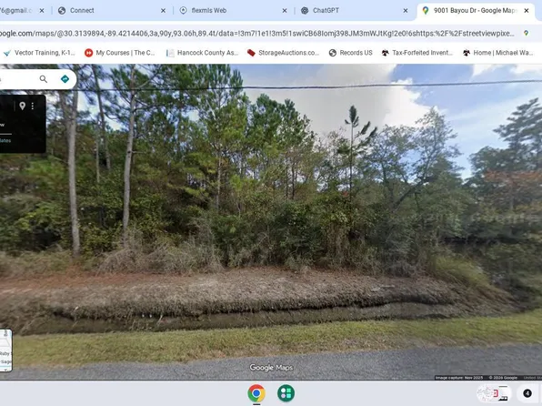 1 Bayou Dr, Bay Saint Louis, MS 39520