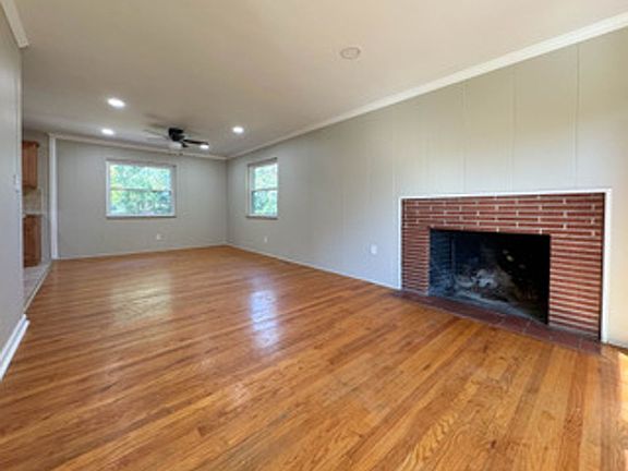 2nd image of 7901 Hayden Dr