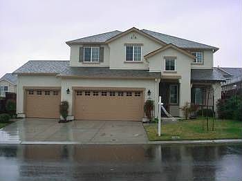 3rd image of 205 Sands Way