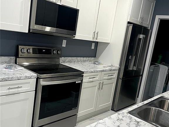 4th image of 4900 Brooke Ct
