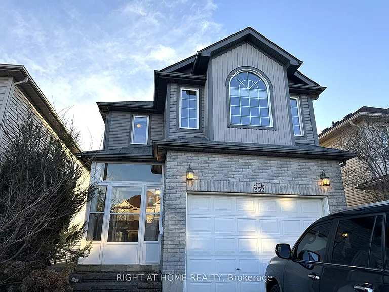 252 Lemon Grass Cres — Photo 24