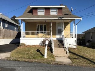 1313 Byfield St, Allentown, PA 18103