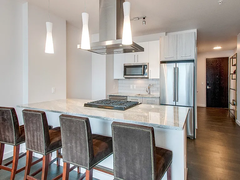515 Church St #4011 — Photo 7