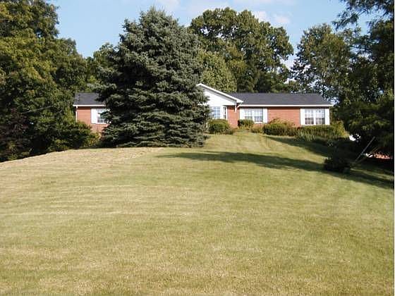 1st image of 25 N Hills Dr