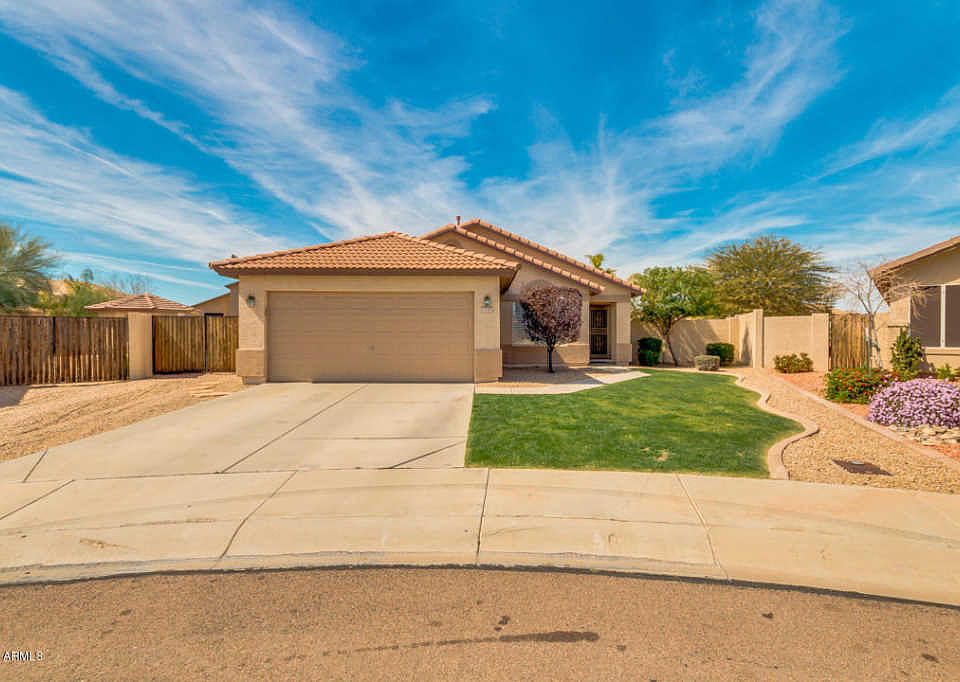 1st image of 7718 W Foothill Dr
