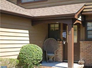 8 Gallo Ct, Lawrence Township, NJ 08648