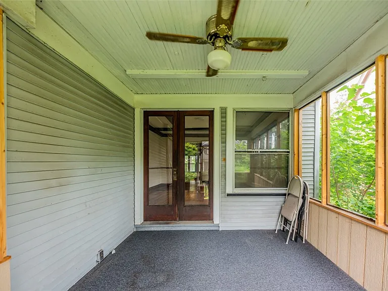 376 Barrington St — Photo 39