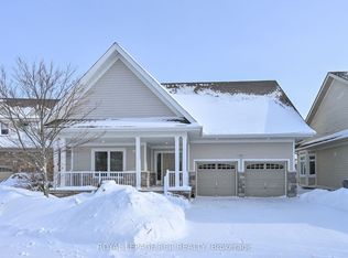 200 Kingfisher Dr #94, Mono, ON L9W 0B3