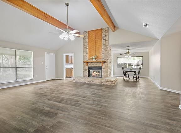 3rd image of 1203 Lake Village Blvd