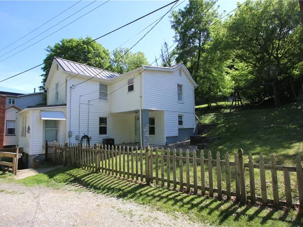 17 Hoon St, Monongahela, PA 15063