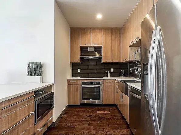 42-60 Crescent St #3C, Long Island City, NY 11101