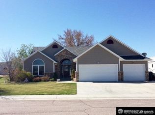 109 Drum St, Douglas, WY 82633