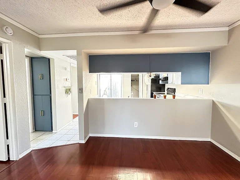 2838 E Beck Ln #3 — Photo 10