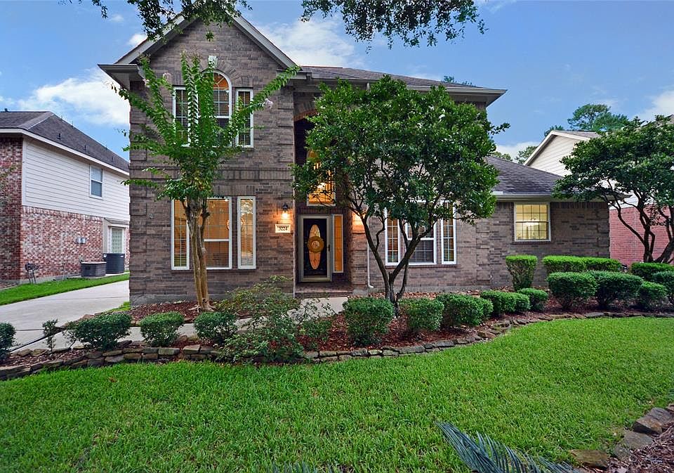 1st image of 3224 N Woodstream Way