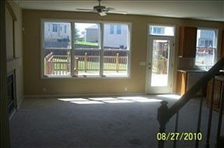 4th image of 568 S 180th Ave