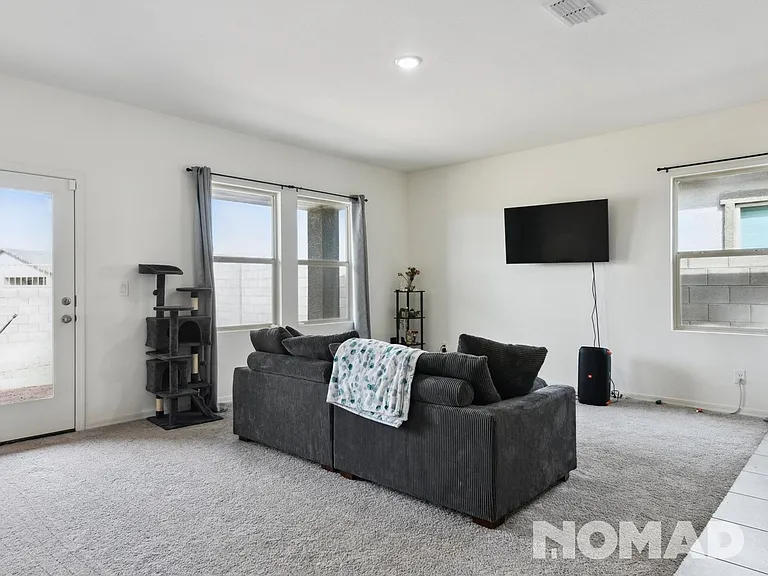 9560 W Illini St — Photo 4