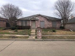 1212 Cedarcrest Dr, Mesquite, TX 75149