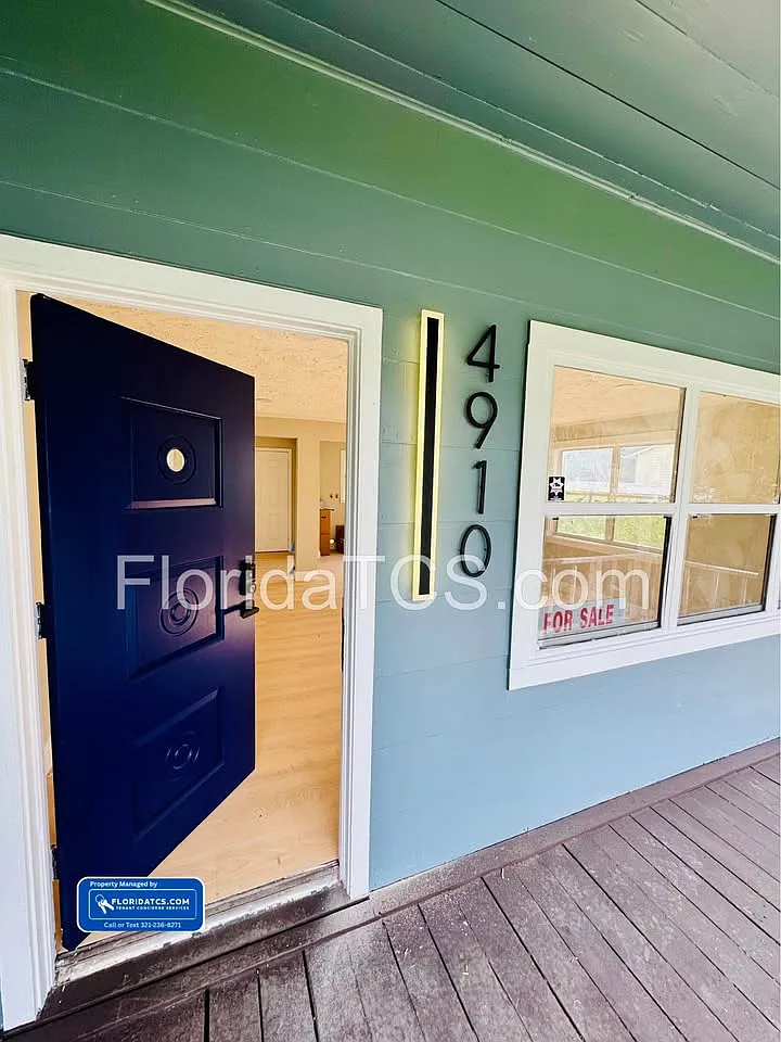 3 bed, 1150 sqft, $2,100 — Photo 2
