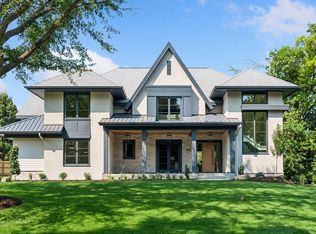 5252 Lochloy Dr, Edina, MN 55436