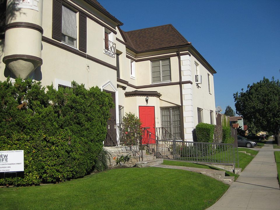 Corner view