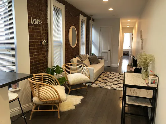 Rented by CNYC Apartments | media 27