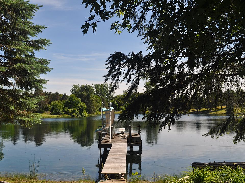 2nd image of 4894 Seymour Lake Rd